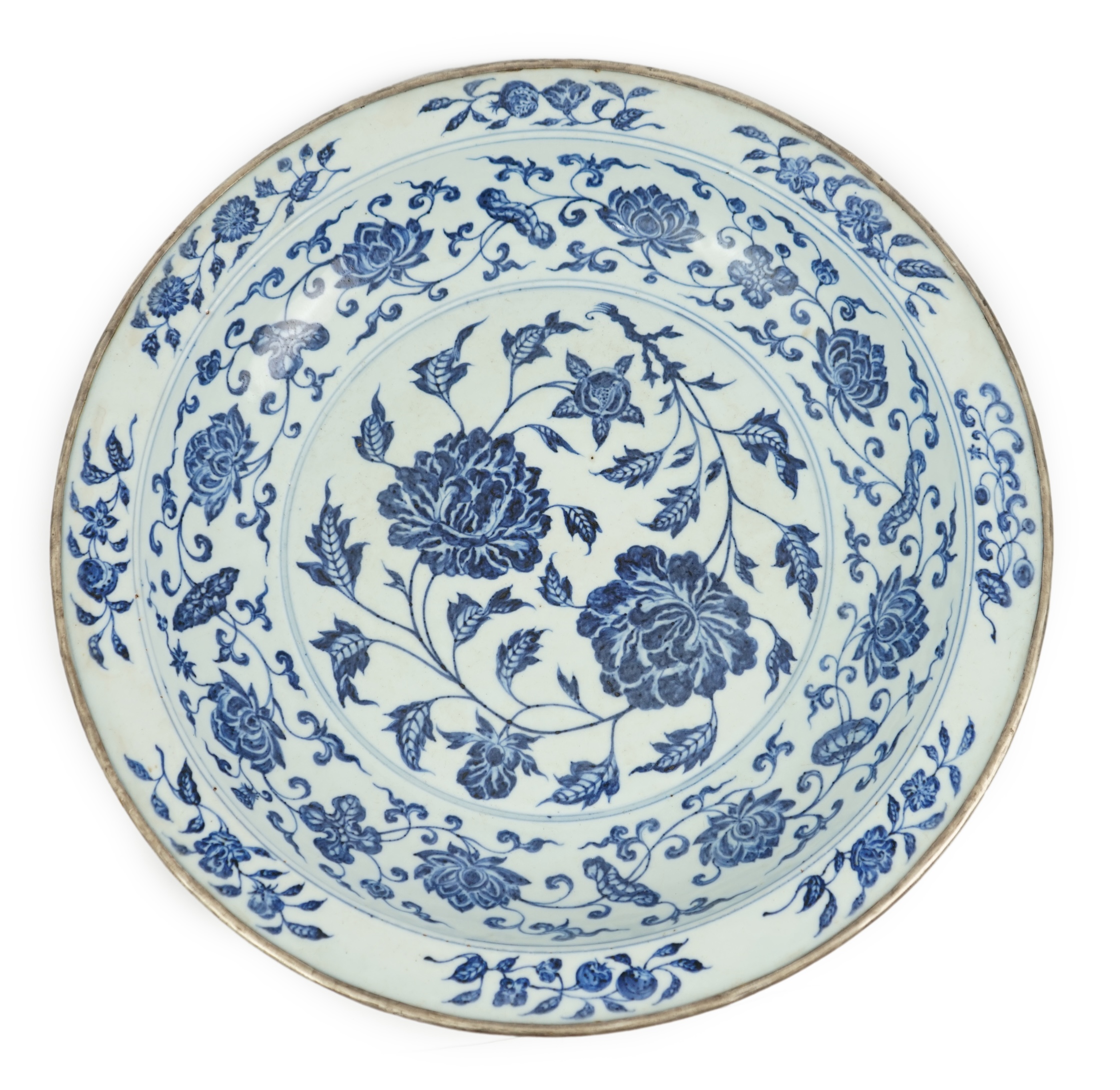 A large Chinese Ming style blue and white dish, possibly 18th century